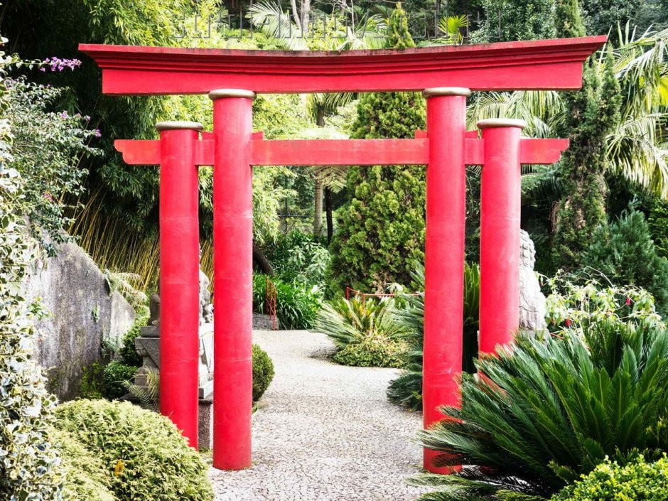 Уличные фонари в японском стиле