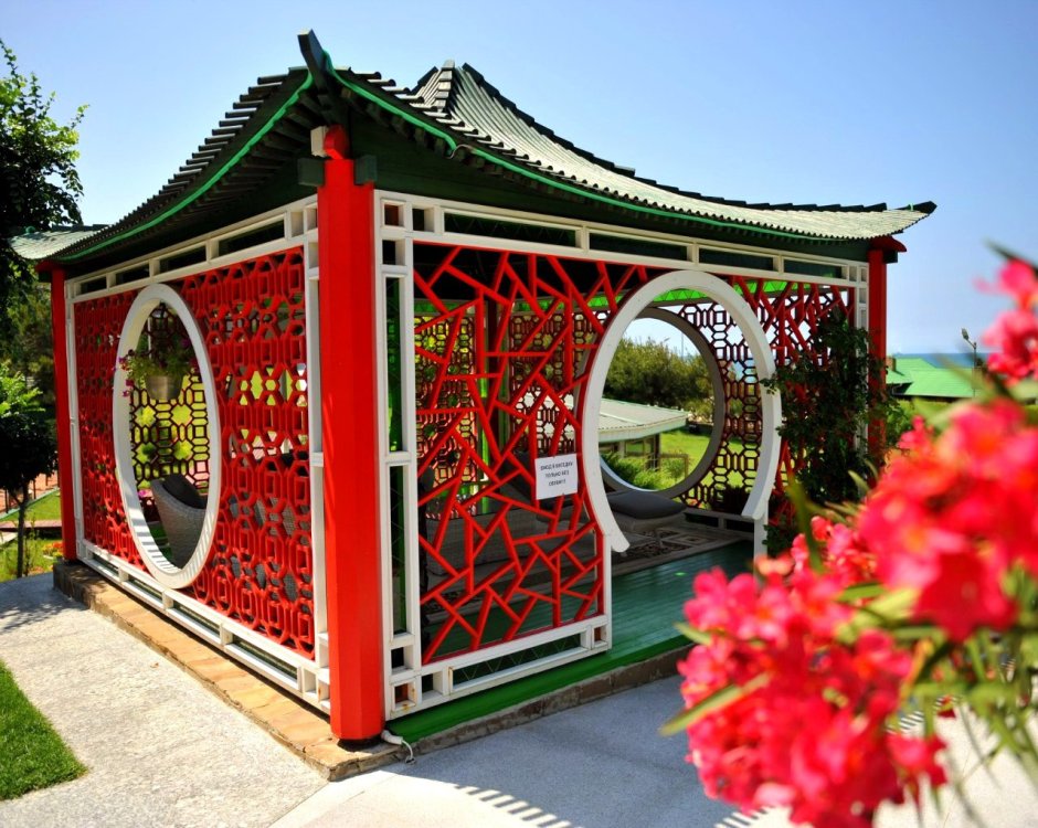 Ворота в китайском стиле адаптированные