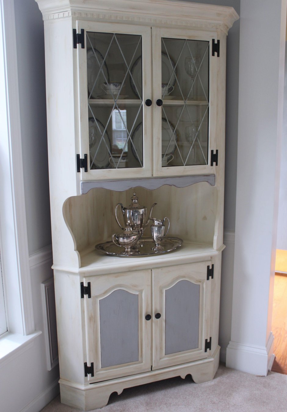 Угловой буфет для кухни