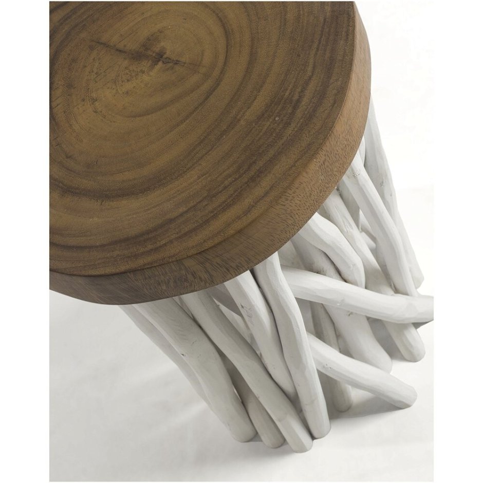 Письменный стол в скандинавском стиле