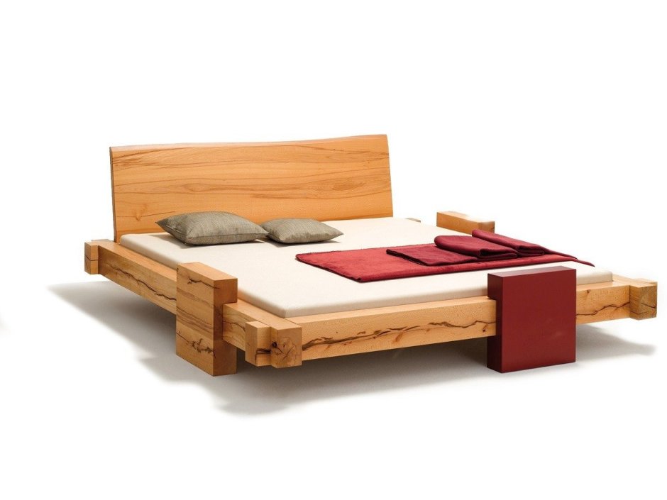 Кровать из клееного бруса