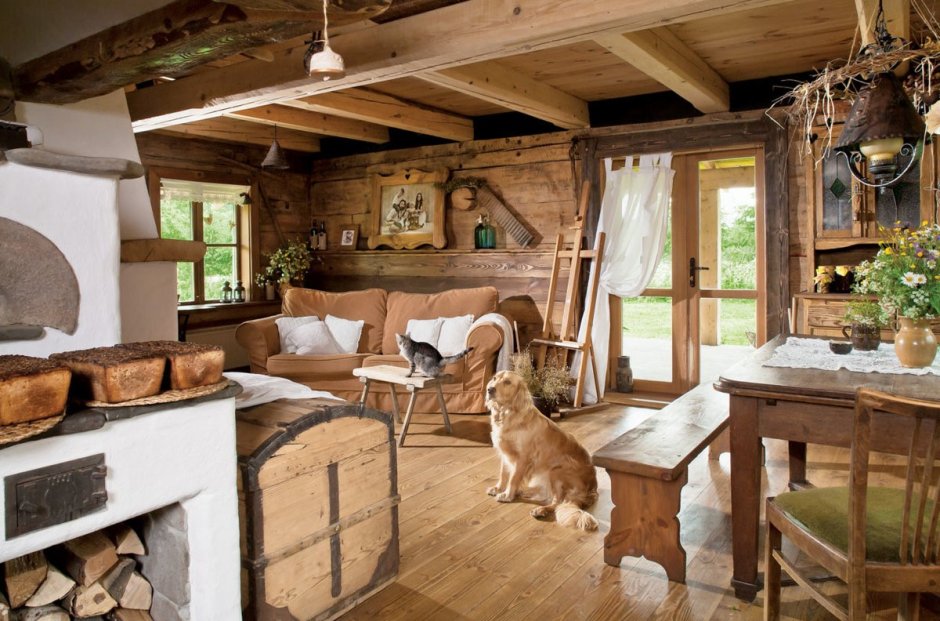 Дом в деревне внутри