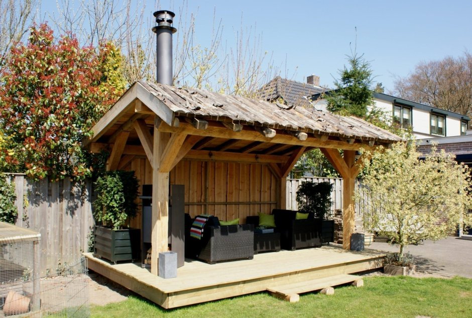 Беседка из кирпича