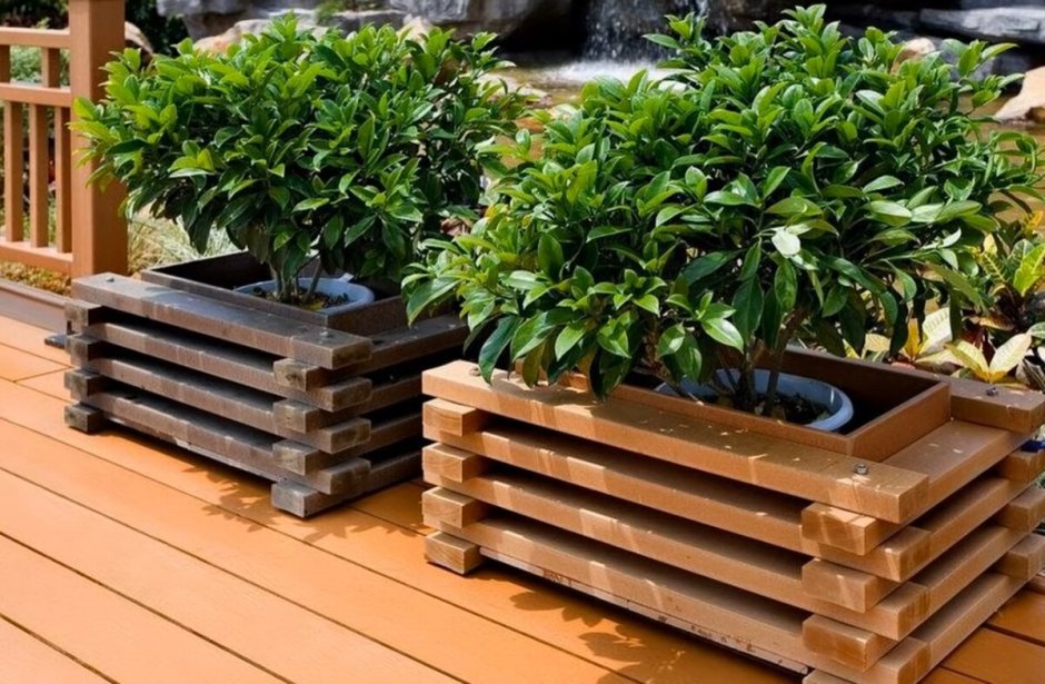 Деревянные вазоны