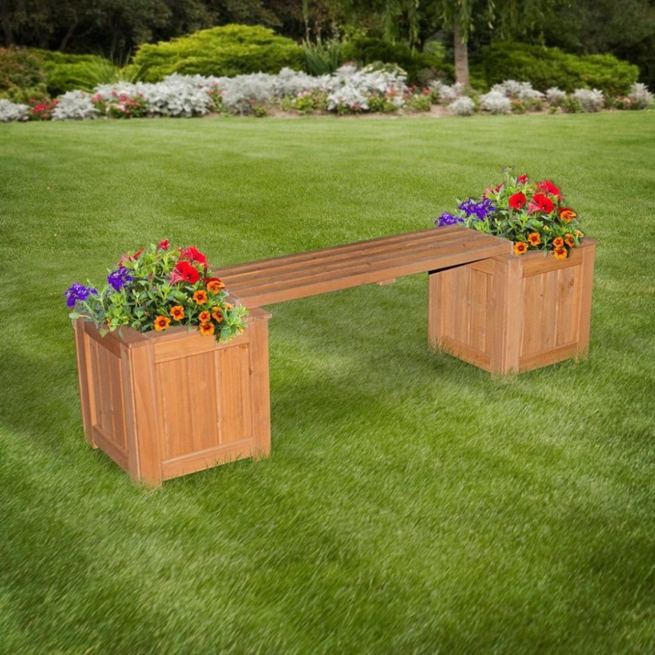 Скамейка с клумбой