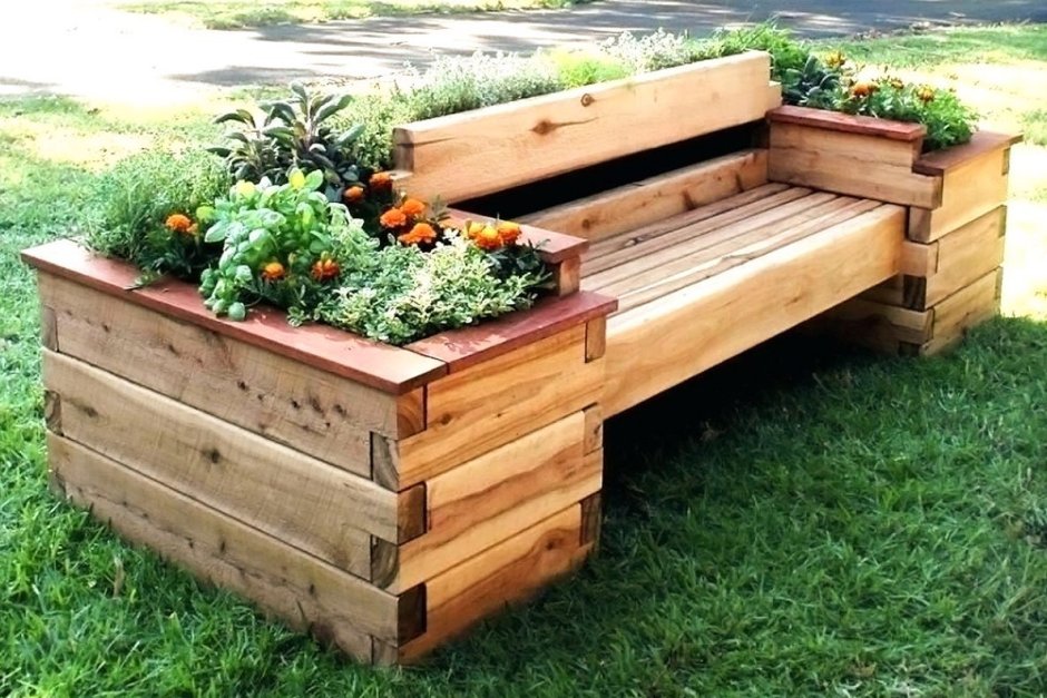 Деревянные клумбы