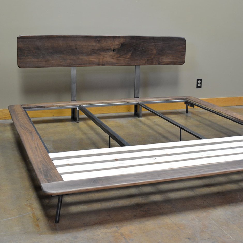 Каркас кровати из металла