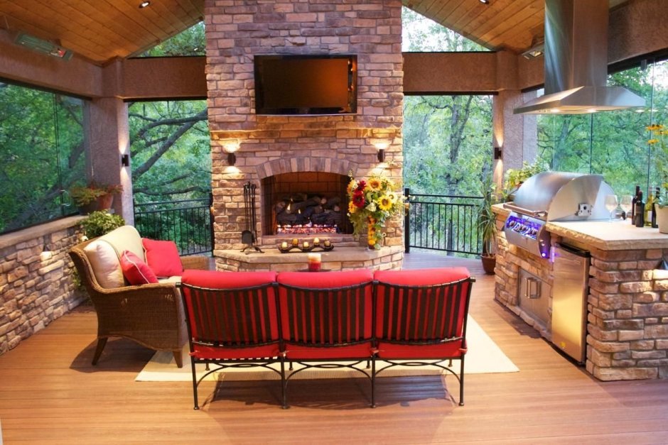 Камин на веранде