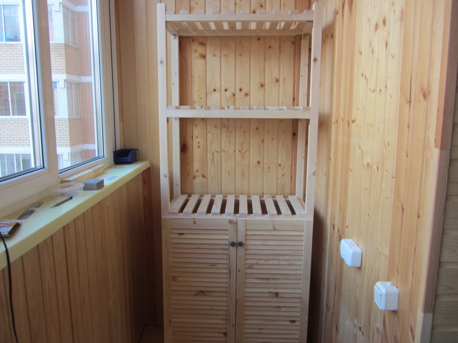 Стеллаж на балкон