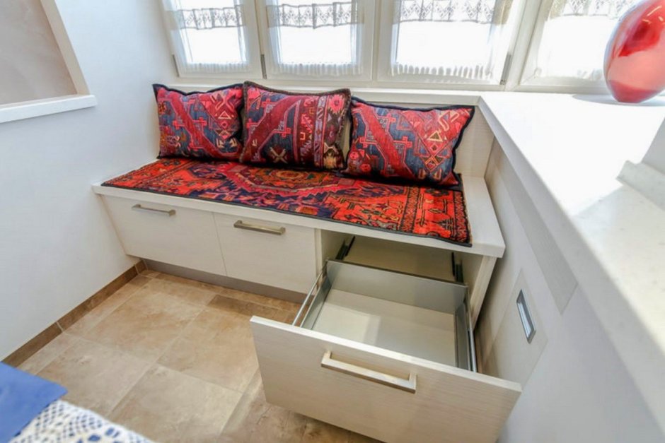 Прихожая в стиле МИД Сентури