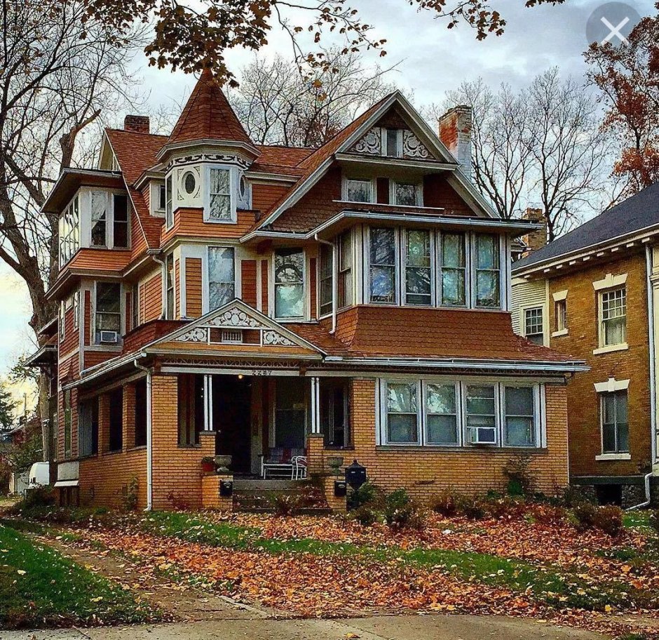 Викторианский особняк Аддамс