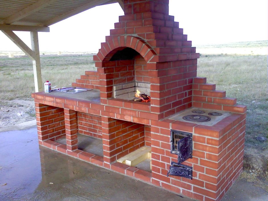 Barbecue Smoker Grill из кирпича
