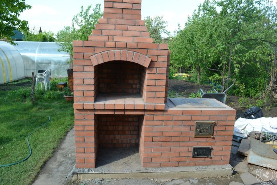 Barbecue Smoker Grill из кирпича