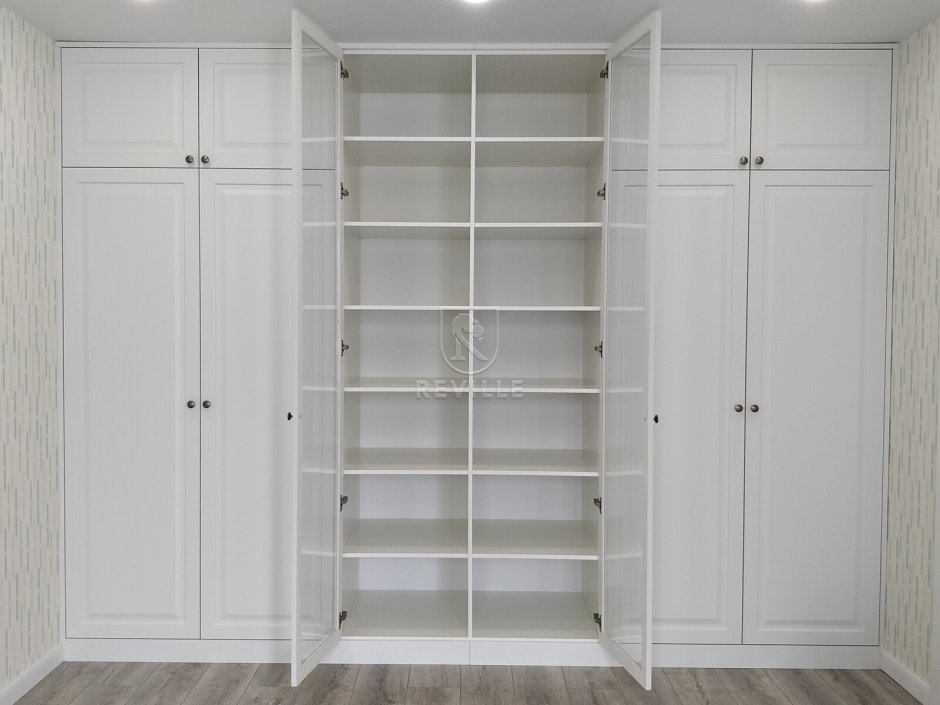 Шкаф Неоклассика 1200*40