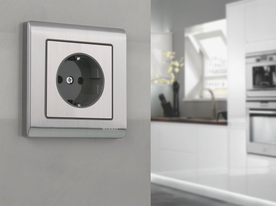 Socket on the Wall illustration