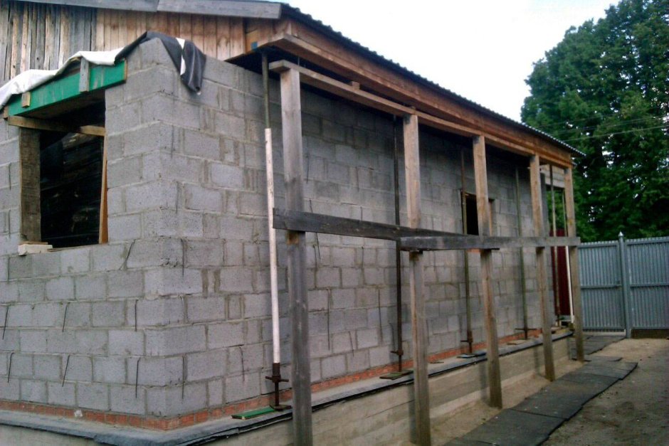 Пристрой к дому из пеноблоков