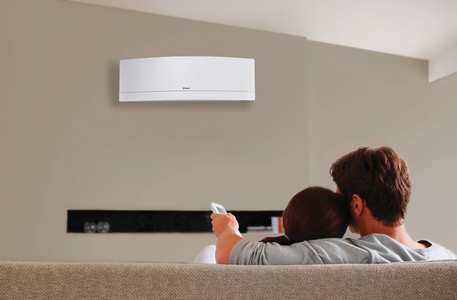 Кондиционер в интерьере хайтек