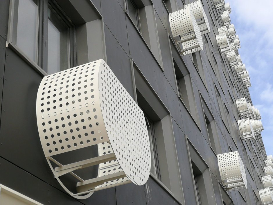 Короб для наружного блока кондиционера на лоджии