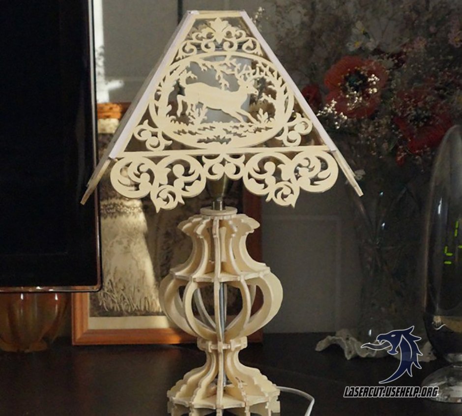 Резные светильники из дерева