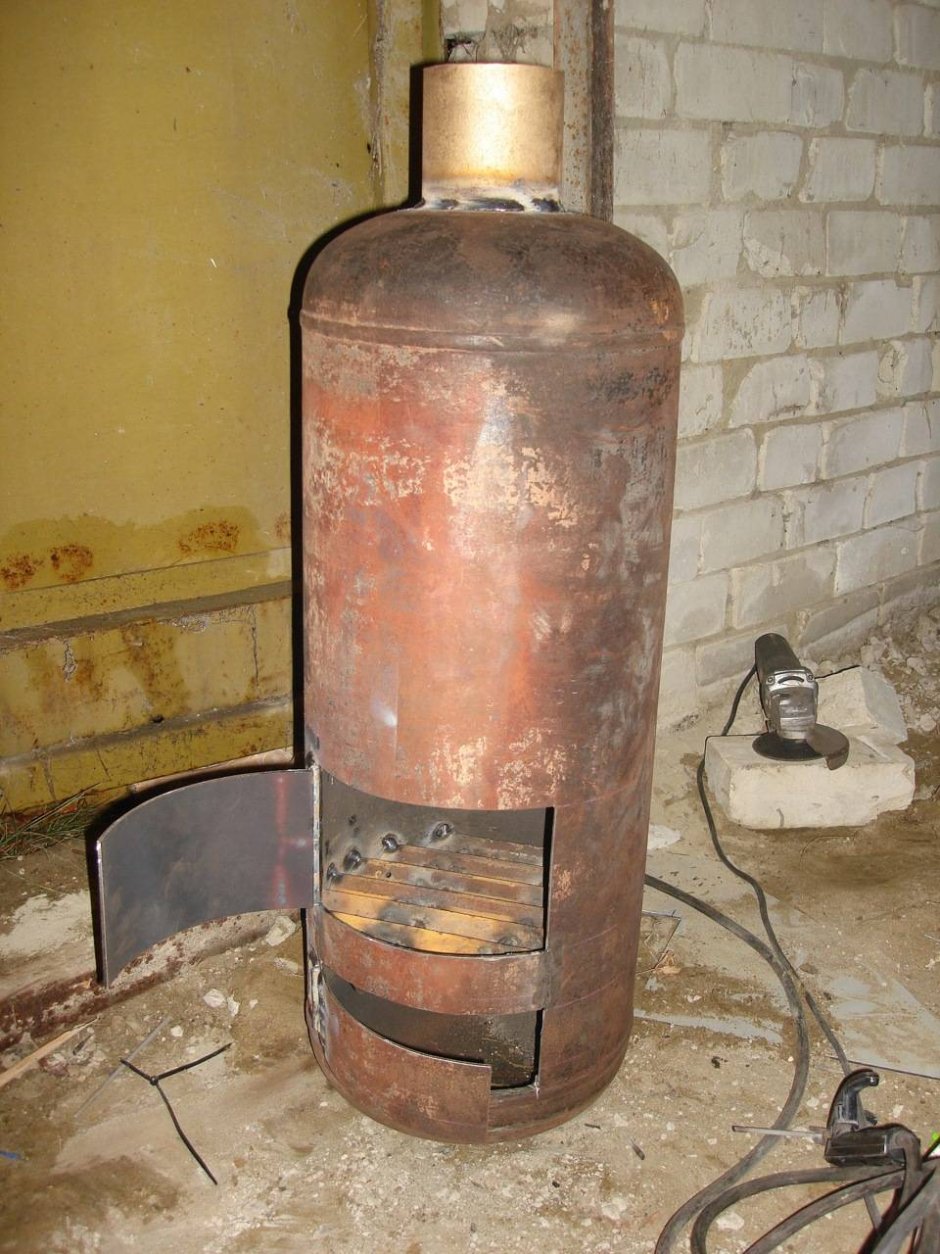 Дровяная печь из газового баллона