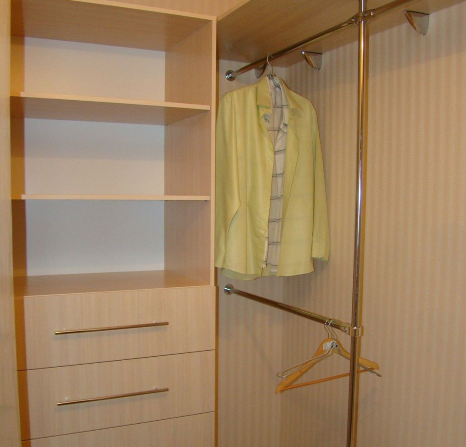Гардеробная из кладовки