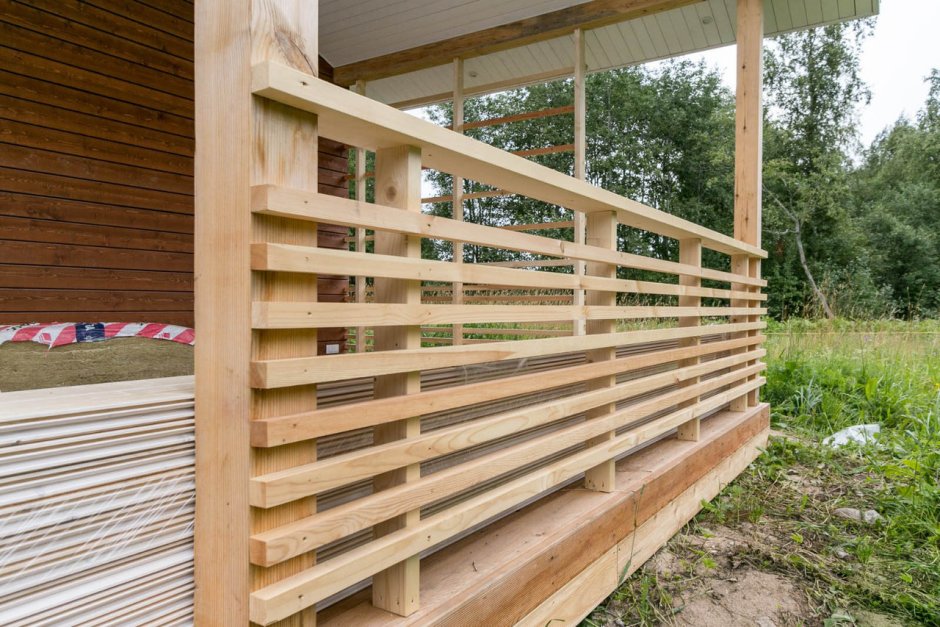 Забор деревянный горизонтальный