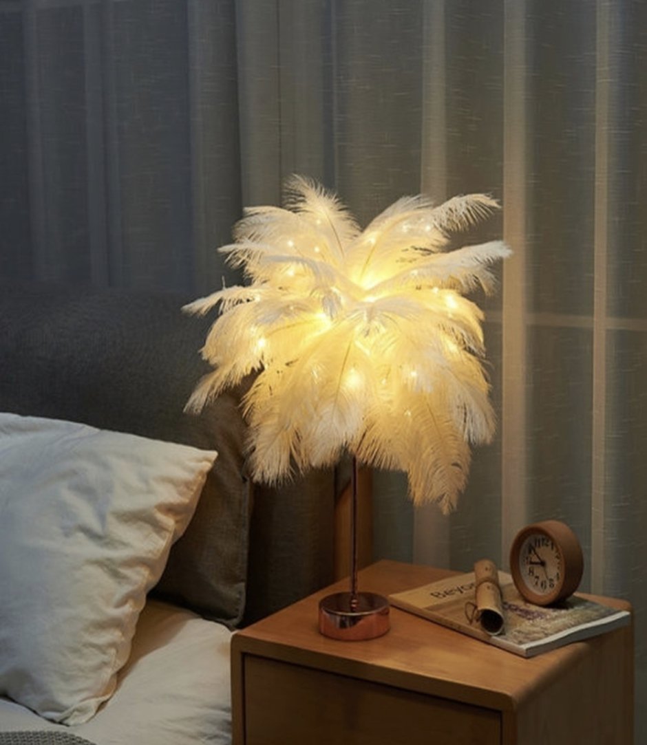 Ночник с перьями