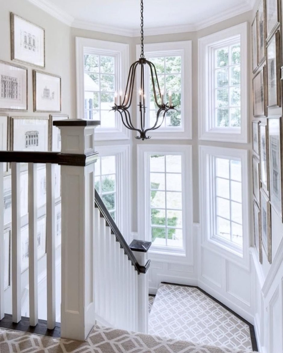 Лестница в эркере