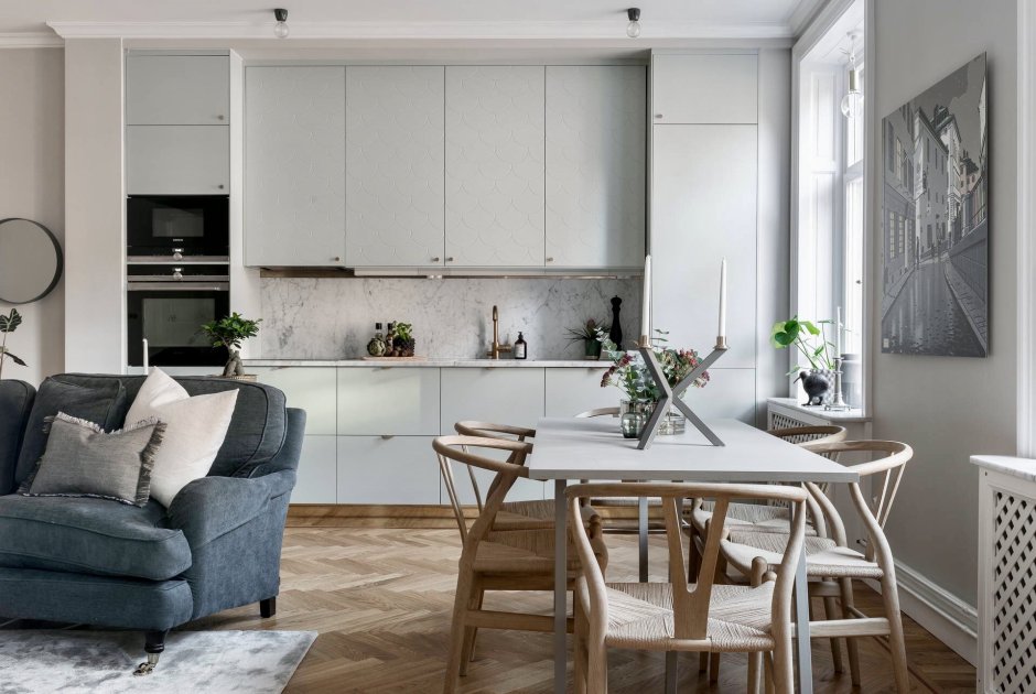 Серая кухня гостиная в скандинавском стиле