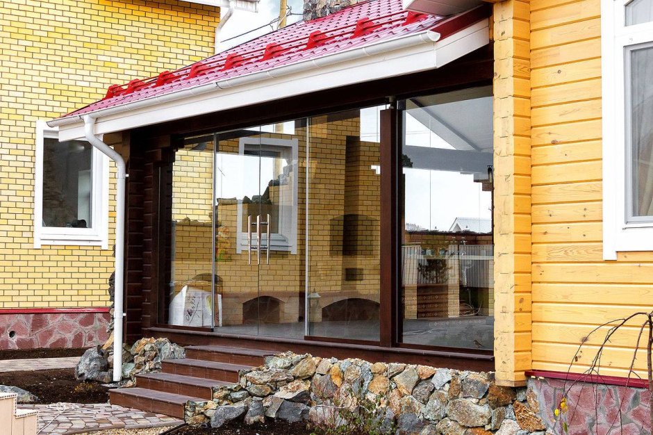 Остекление крыльца