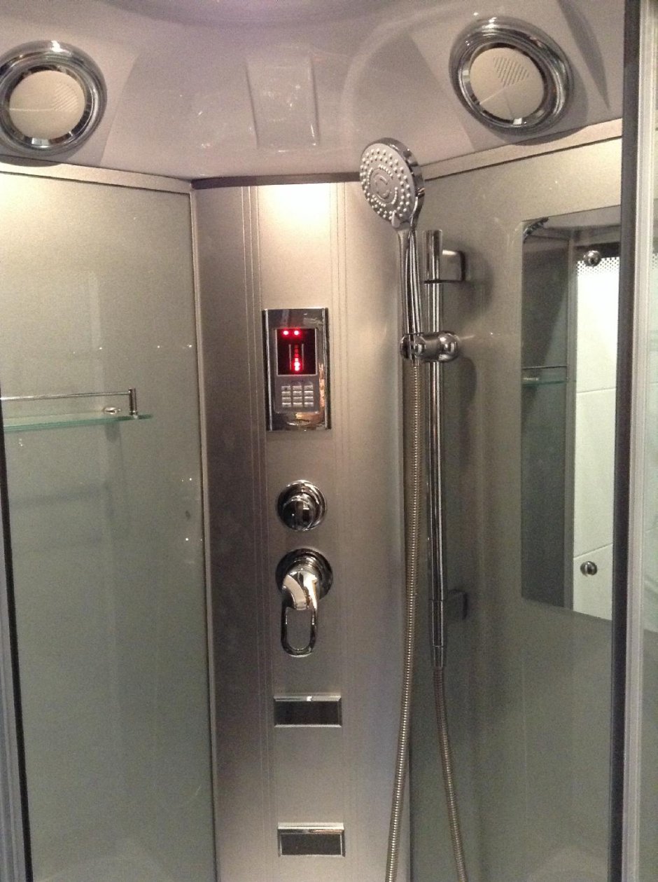 Вентиляция душевой кабины