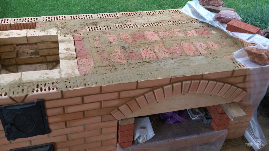 Мангал из кирпича под казан