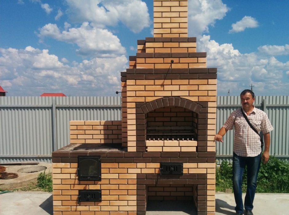 Барбекю из кирпича