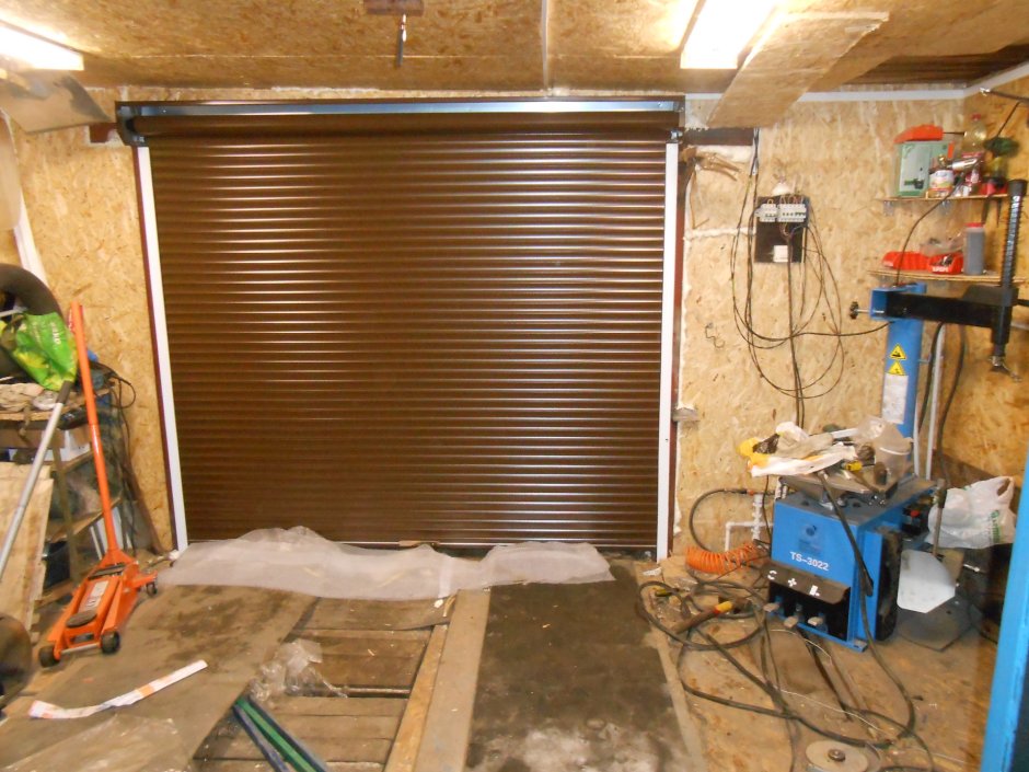 Батареи в гараже