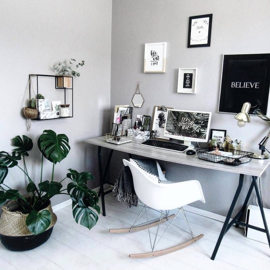 Декор рабочего стола в офисе
