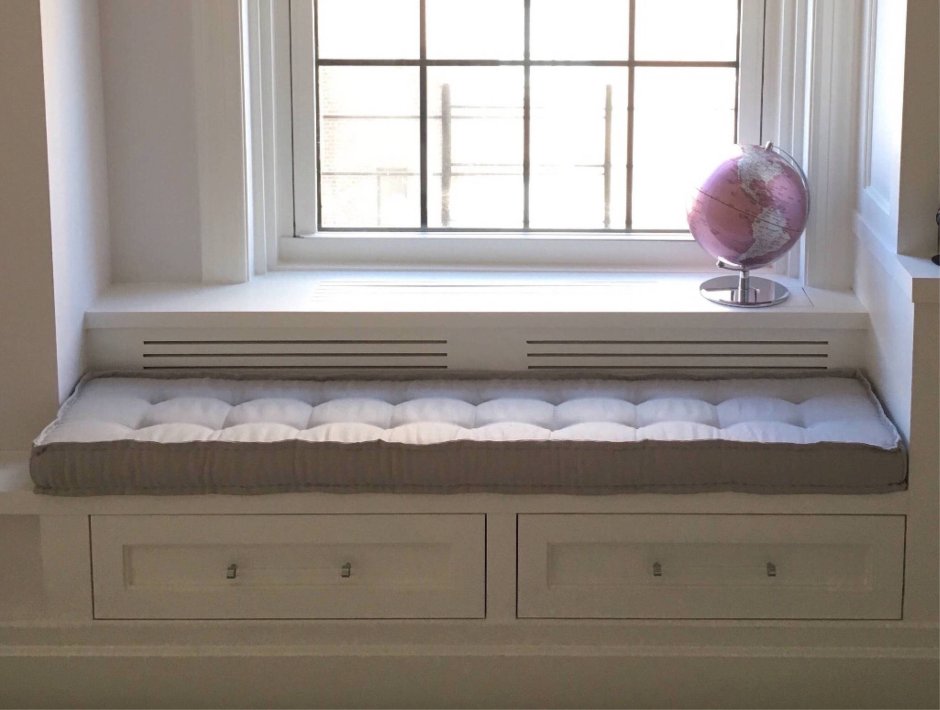 Подоконник для сидения