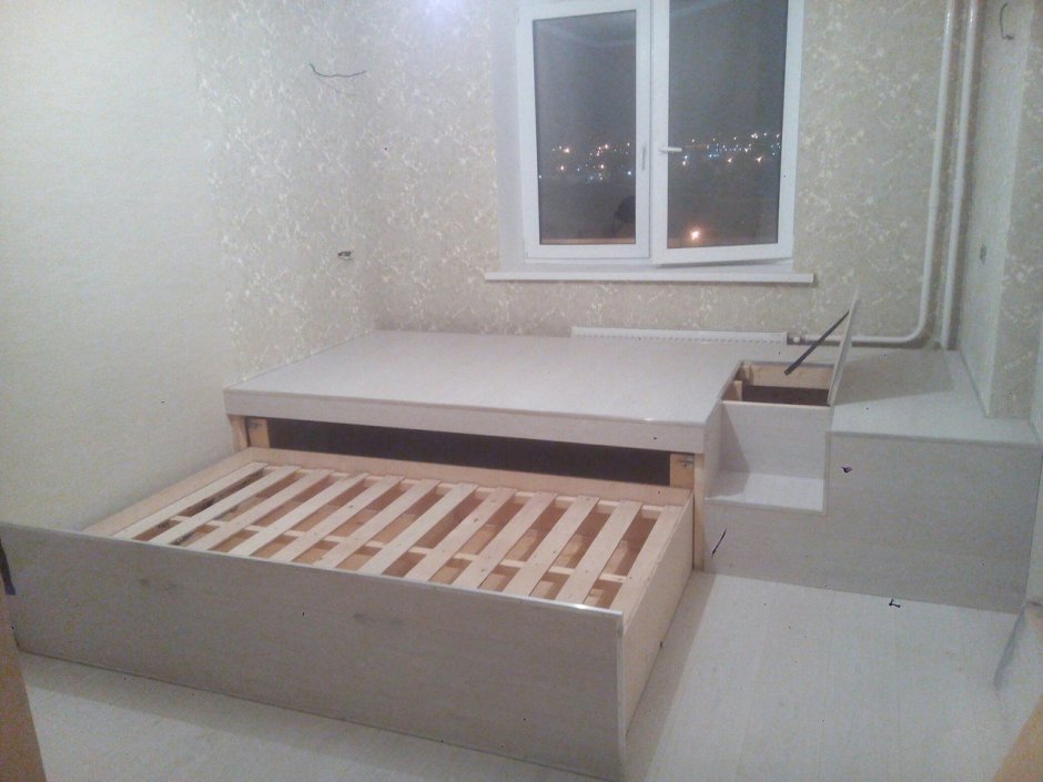 Кровать подиум