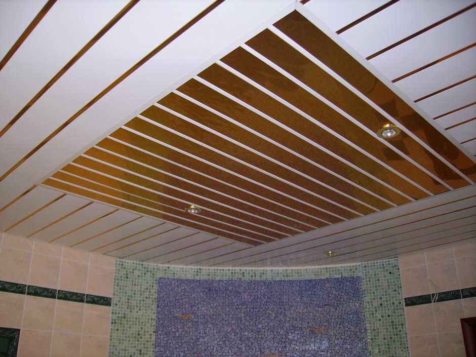 Софиты для реечного потолка