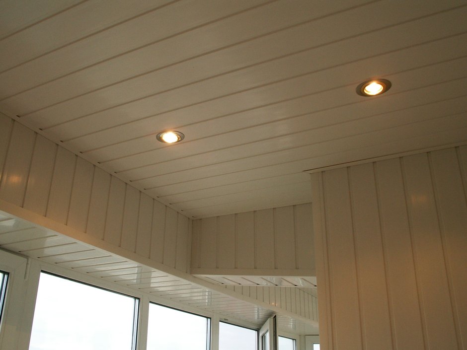 Потолок из вагонки