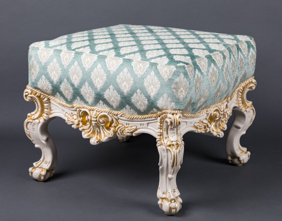 Резная банкетка Pegasus