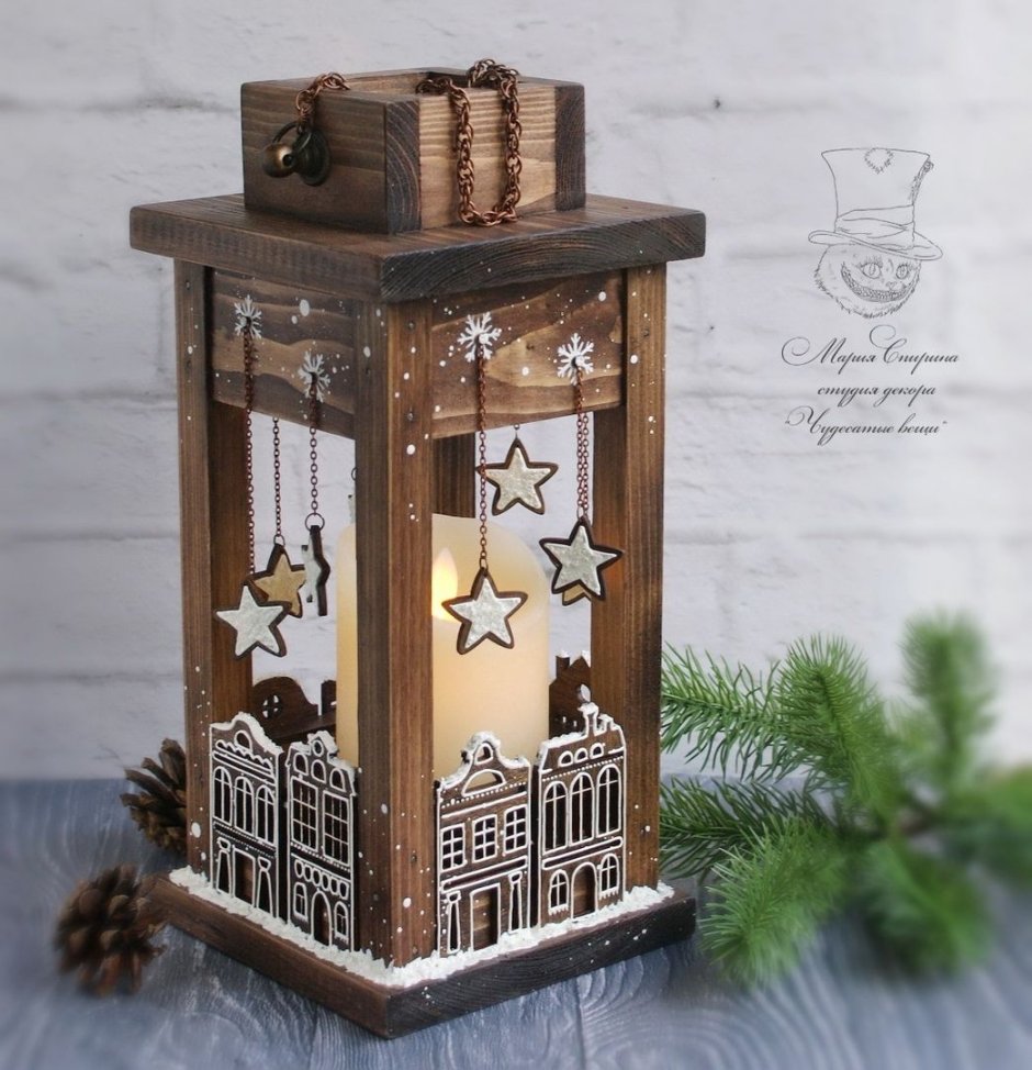 Деревянный уличный фонарь