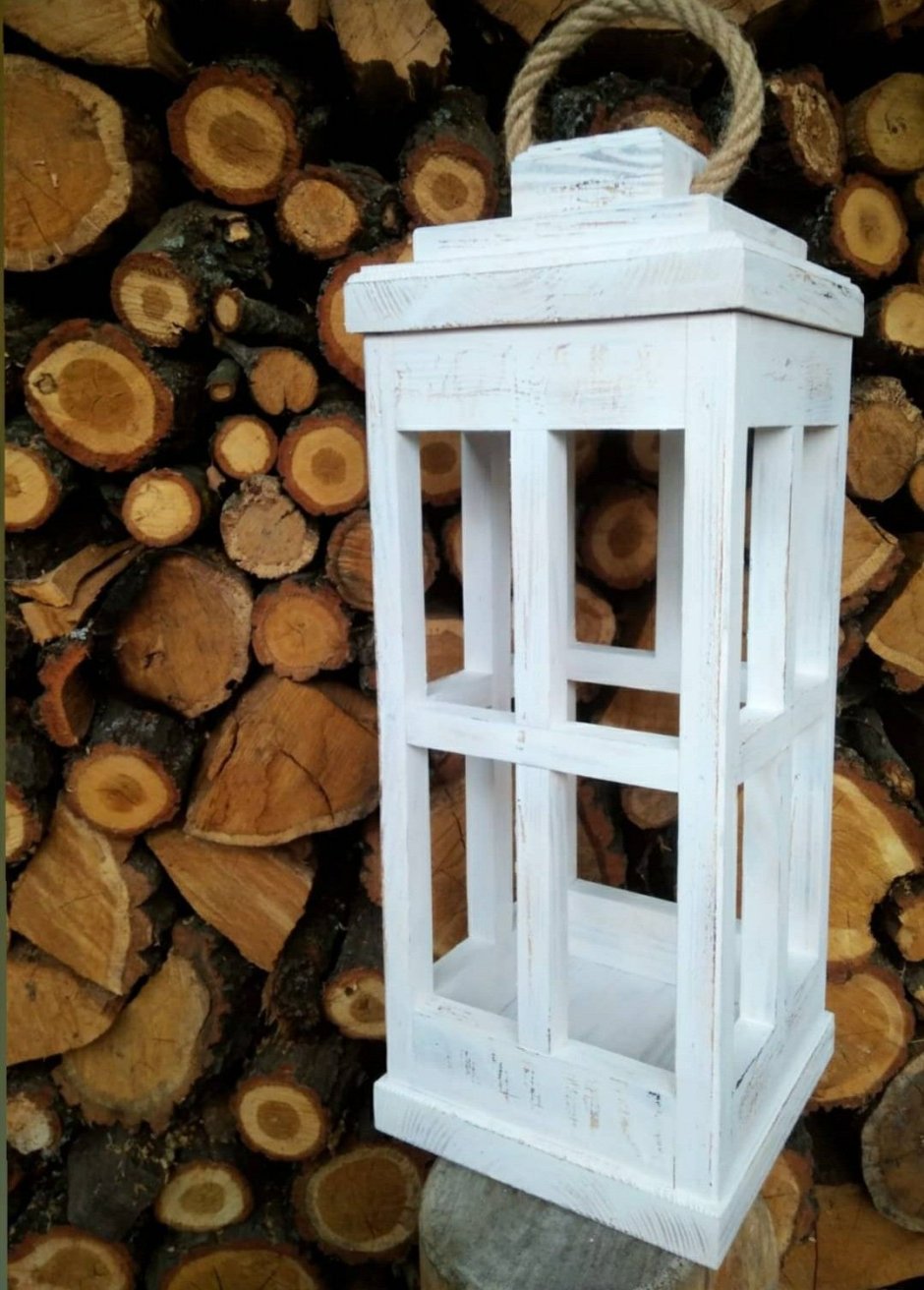 Деревянный фонарь подсвечник