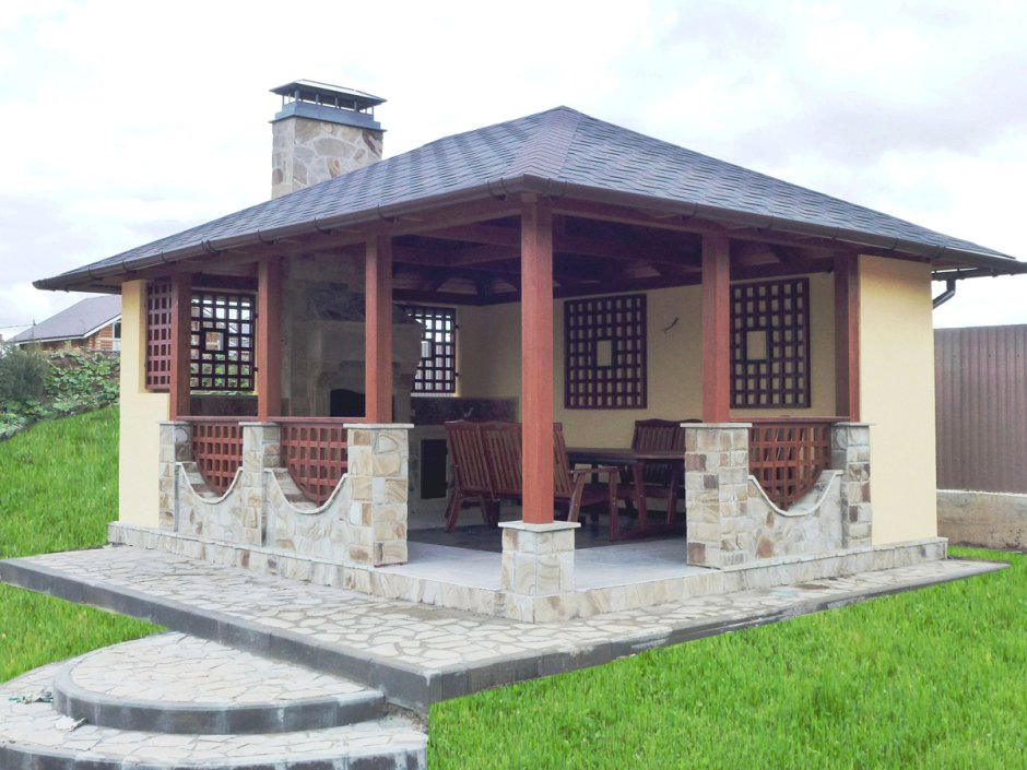 Беседка из камня
