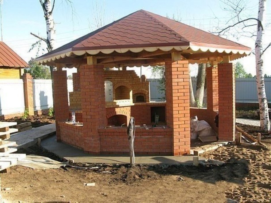 Беседка с мангалом из кирпича 1на 3 метров