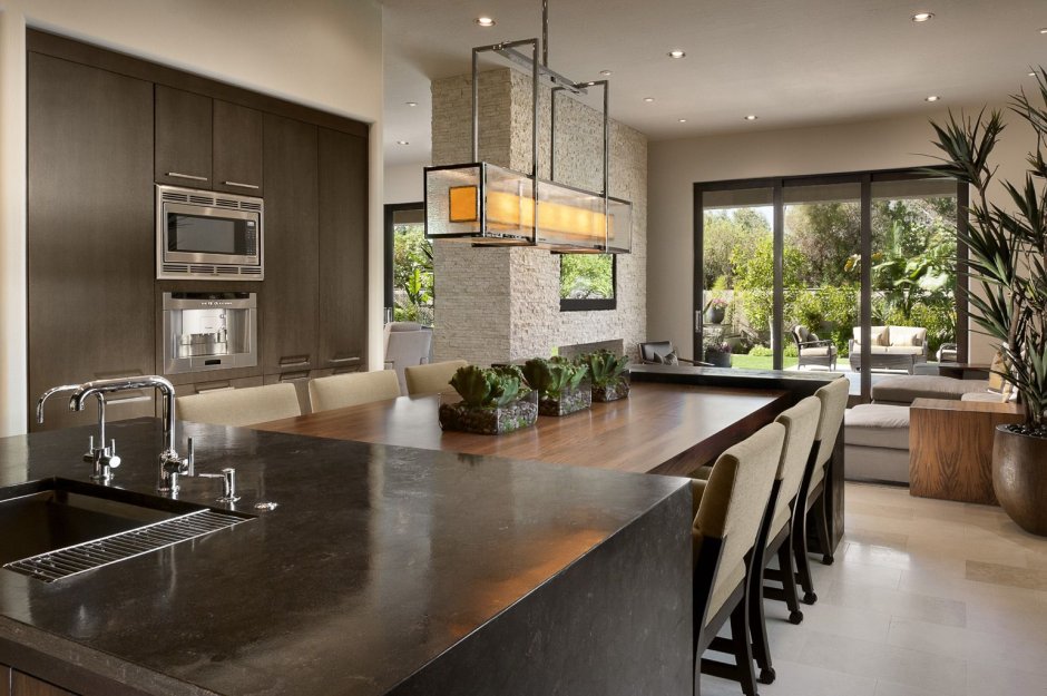 Кухонный остров со столом