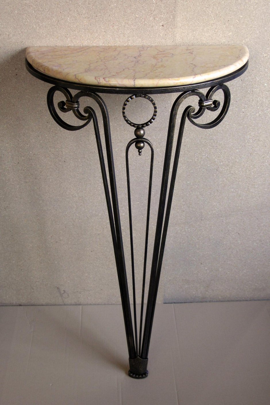 Полка-консоль полукруглая кованая