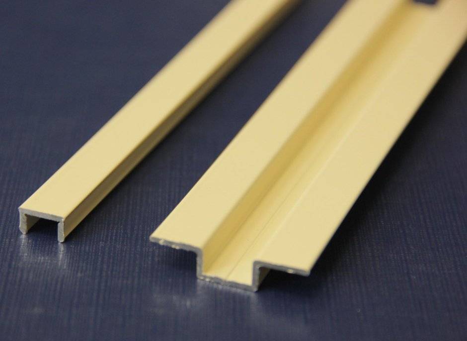 Омега-профиль алюм.(3м)