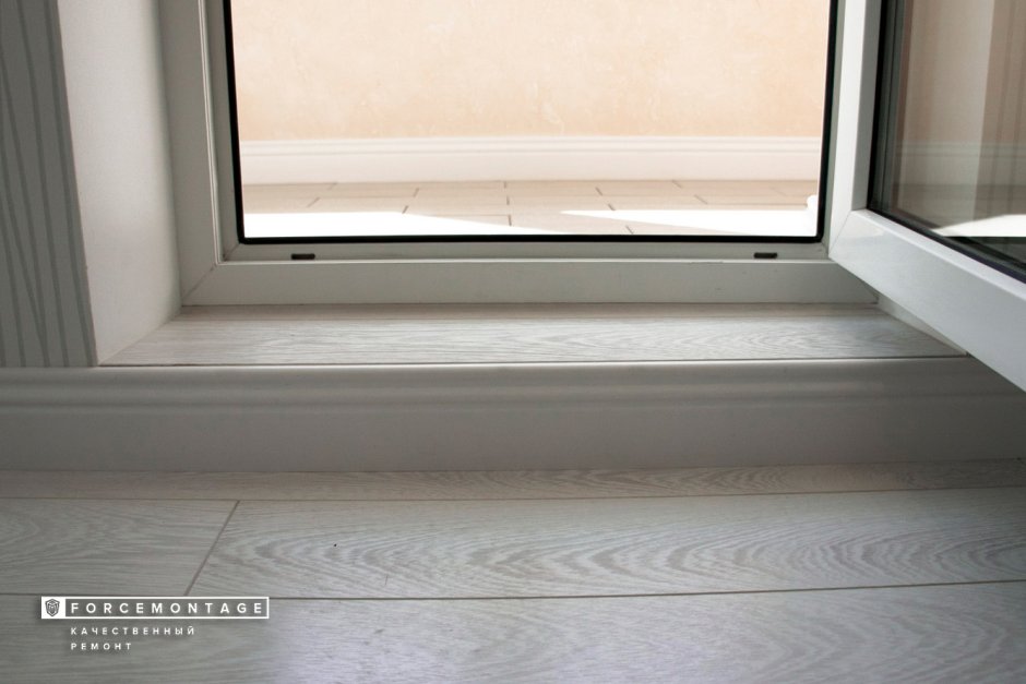 Плинтус Деартио u102-80