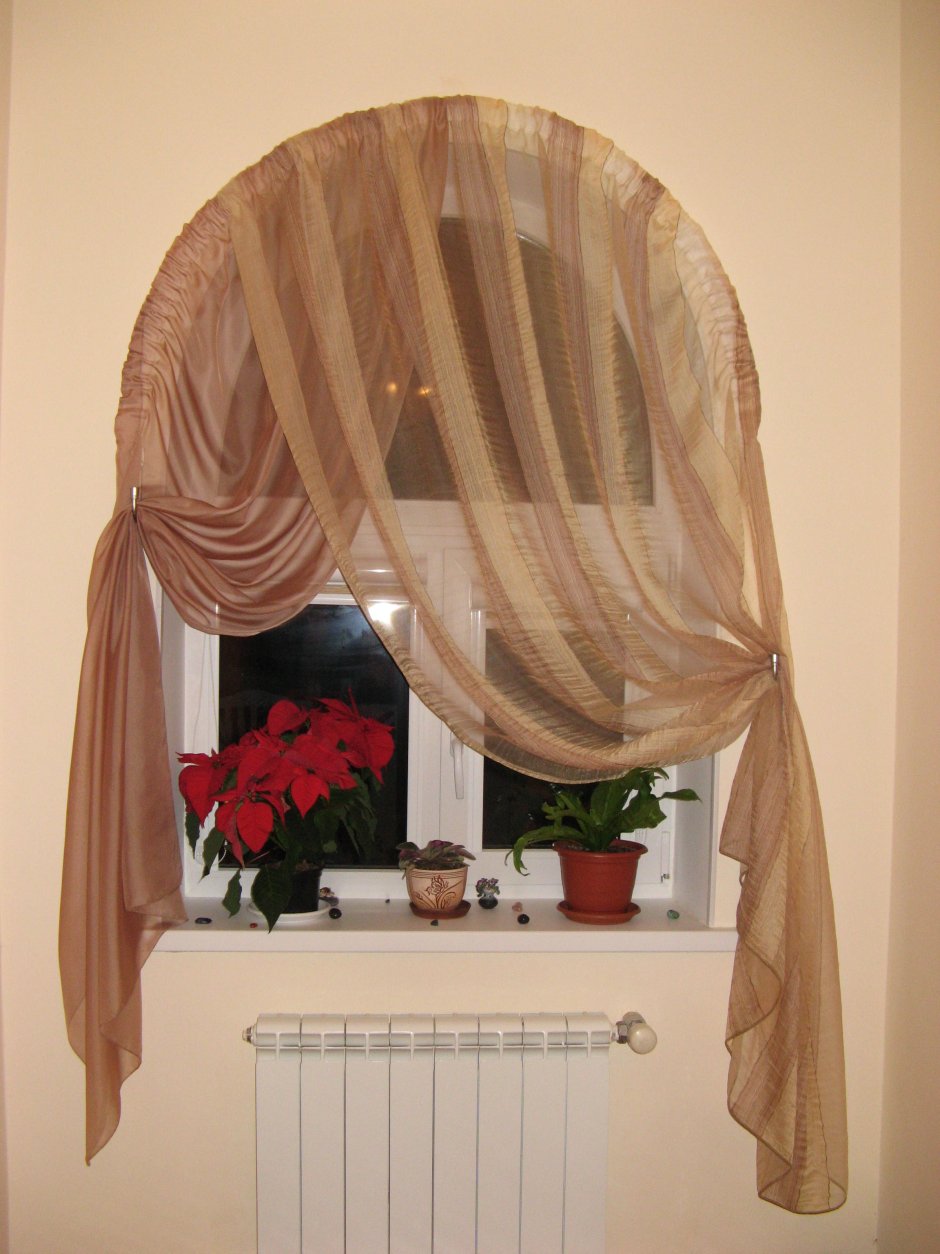 Шторы на кухню на нестандартное окно