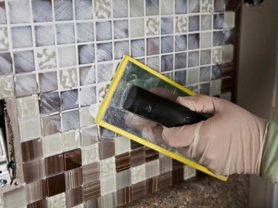 Фартук из битой плитки